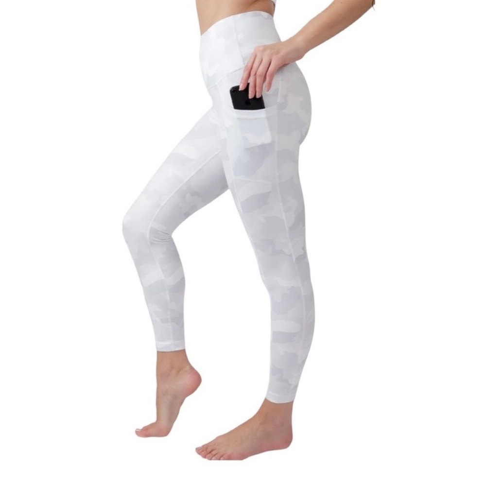 Yogalicious Lux white-grey camo high-waisted leggings